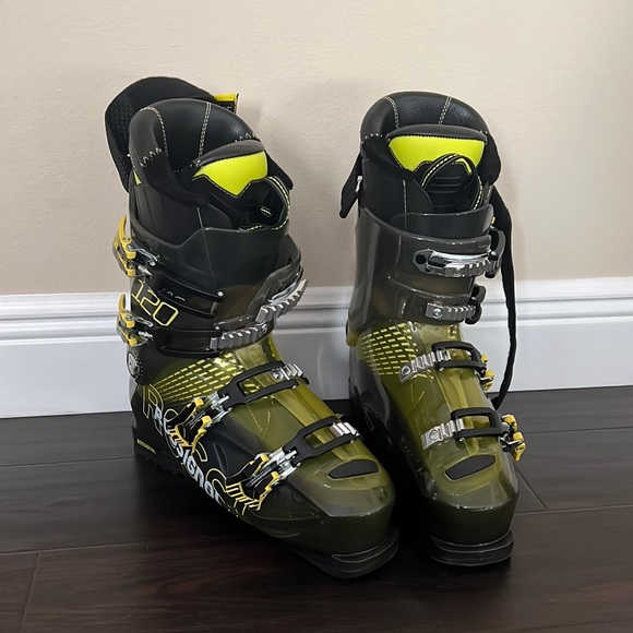 Ski boots for men’s Exelent condition with bag see pictures
